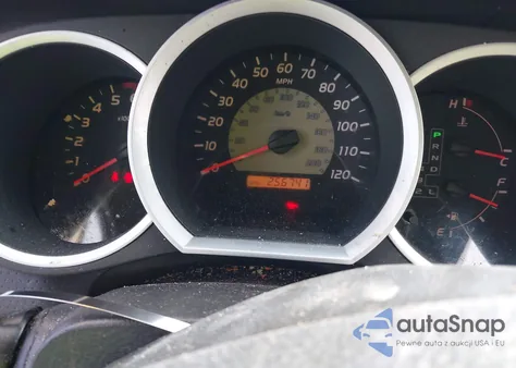 2009 Toyota Tacoma Prerunner V6 z USA, uszkodzony, nr VIN 3TMJU62NX9M087839